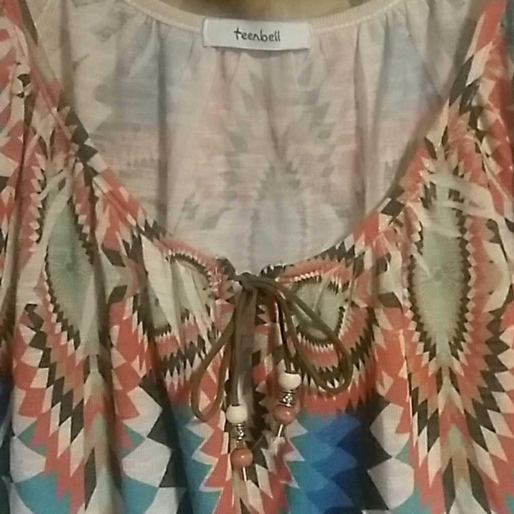 Teenbell top. - Picture 3 of 4